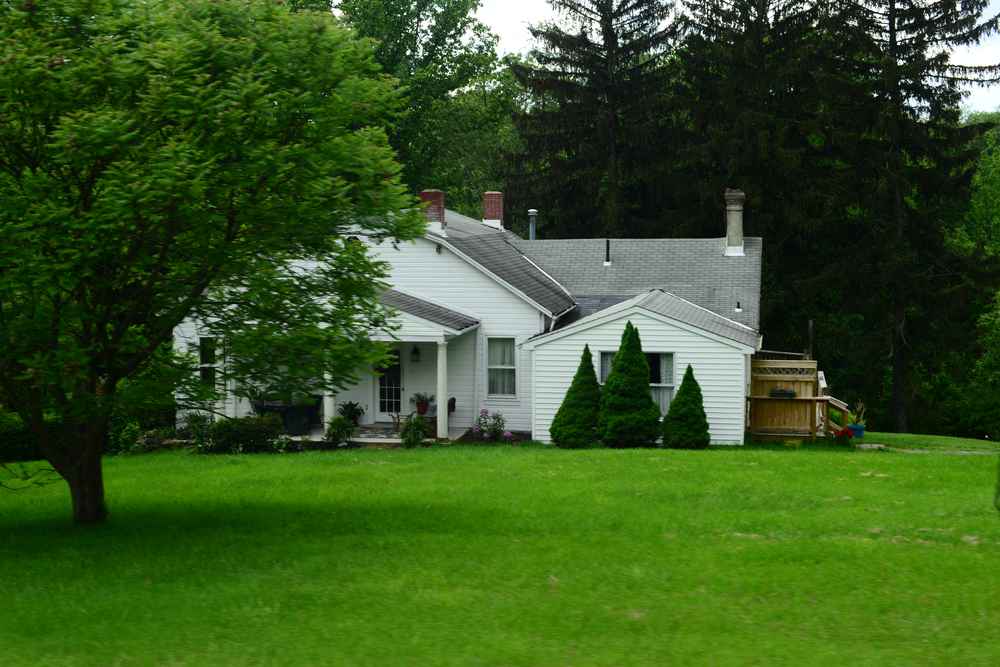 When Is The Best Time To Replace My Bradenton Roof?